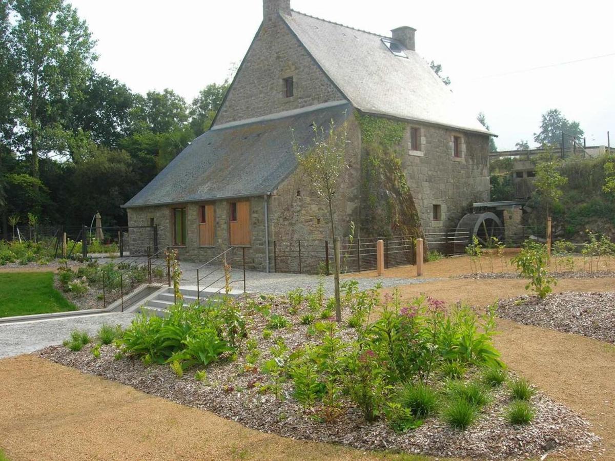 Gite Du Moulin Du Poulloguer Prat 外观 照片